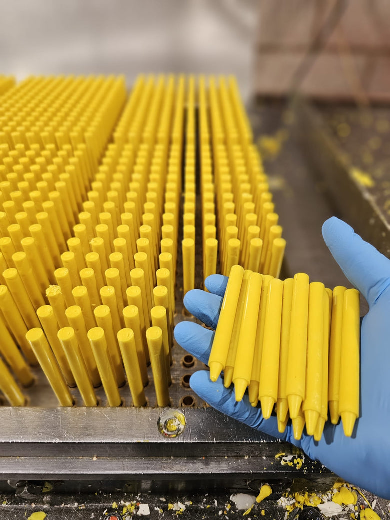 See our UK Crayon Factory on ‘Inside the Factory, Series 4, Episode 9, Pencils’